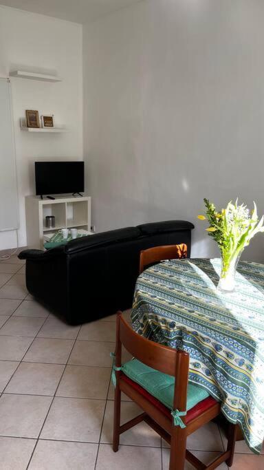 Appartement Casa Mila De Angeli, Fiera, San Siro à Milan Extérieur photo